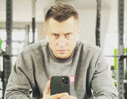 Прилучный переехал с Карпович в шикарный особняк