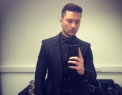 Отцы и дети: Лазарев рассказал о воспитании сына