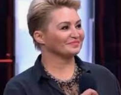 Певица Катя Лель поблагодарила пришельцев за помощь в карьере