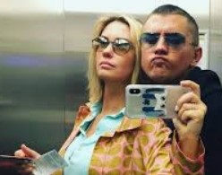 Прилучный и Муцениеце объявили о разводе