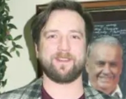 Прибавил в весе и отрастил бороду: куда пропал красавец из "Бедной Насти"