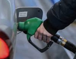 С Нового года на российских АЗС подорожает бензин