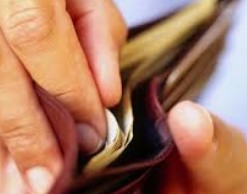 Назван доход семьи в РФ для "нормальной жизни"