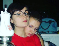 Полина Гагарина показала свое фото с первого курса