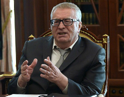 Промокший Жириновский устроил разнос синоптикам