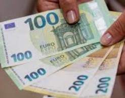 Российские компании повысят зарплаты на 7-10%